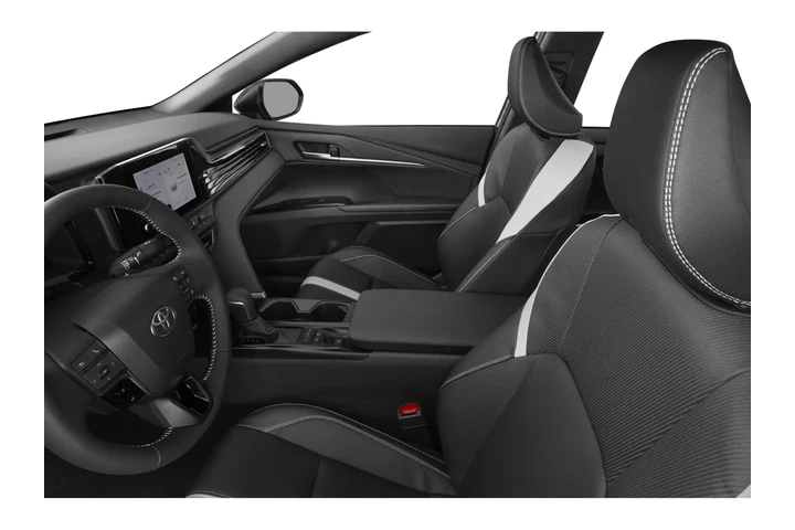 $30990 : 2026 Camry SE image 8