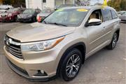 $19900 : 2016 TOYOTA HIGHLANDER2016 TO thumbnail