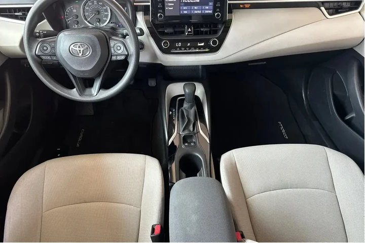 $17500 : Toyota Corolla 2020 LE 4dr S image 6