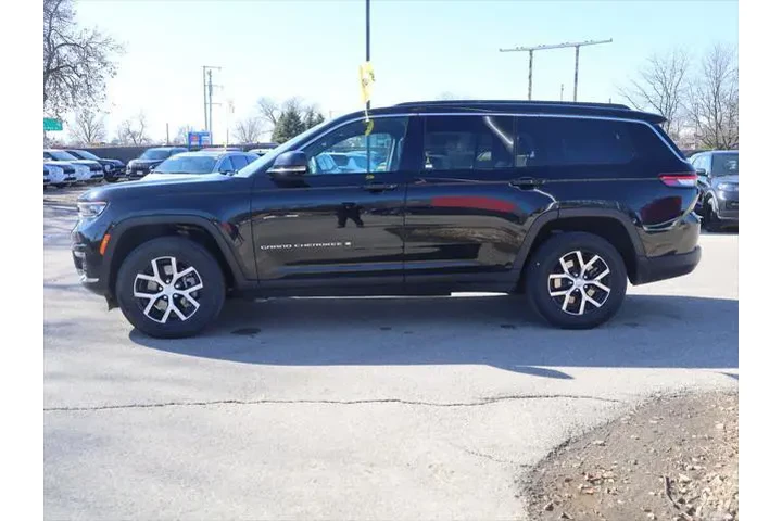 $30577 : Jeep Grand Cherokee L 2024 4 image 6