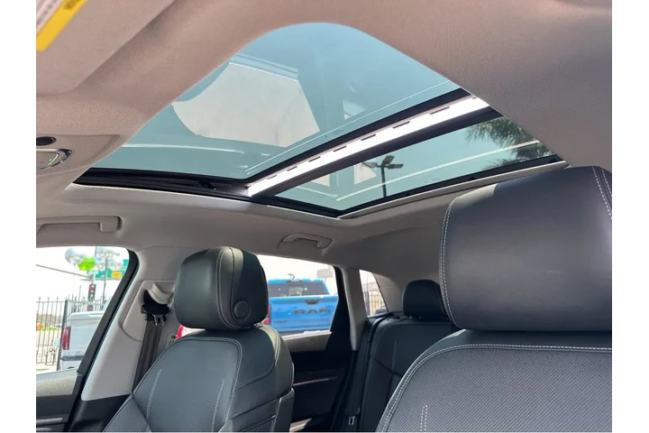 $20999 : 2019 e-tron Prestige image 8