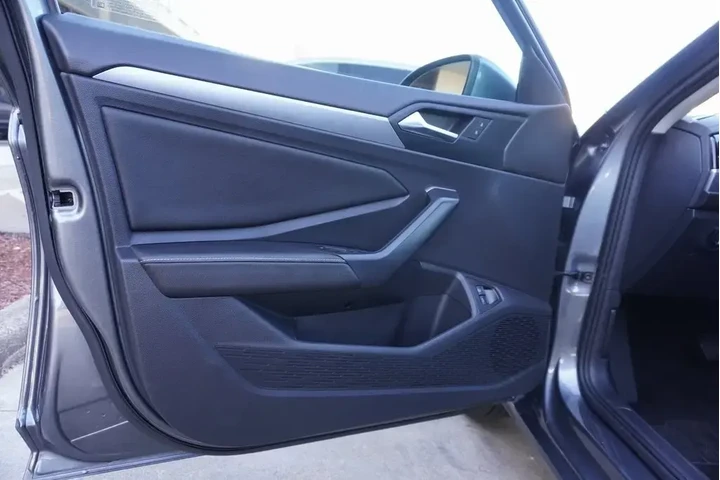 $20988 : Volkswagen Jetta 2024 SE 4dr image 8