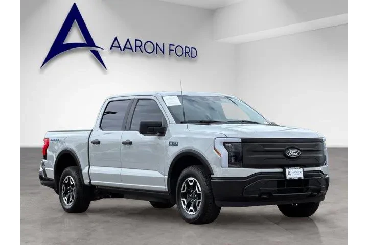 $39888 : Ford F-150 Lightning 2024 AW image 8