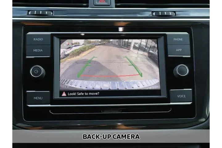 $17990 : Volkswagen Tiguan 2022 S 4dr image 4