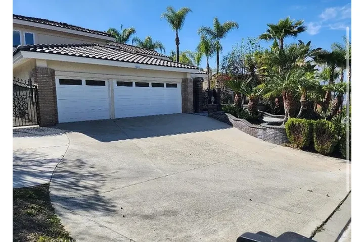 $2290 : Ready to move in. 4bed & 3.5ba image 2