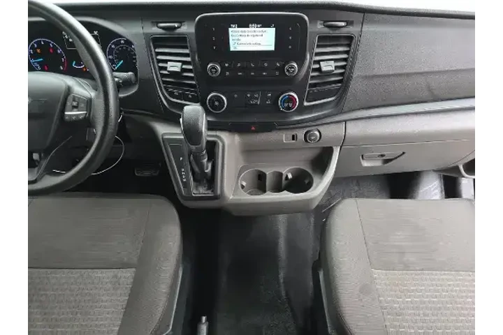 $31950 : Ford Transit 2020 250 3dr SW image 10