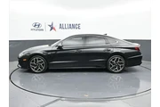 $23903 : Hyundai SONATA 2022 N Line 4 thumbnail