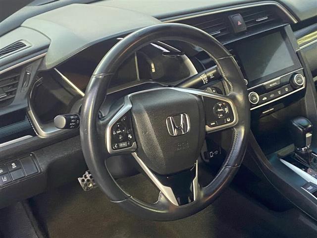 $14500 : 2019 Honda Civic Sport image 6