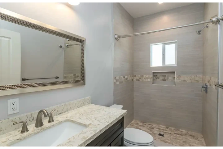 $3500 : 4Bed 3Bath Home in Los Angeles image 9