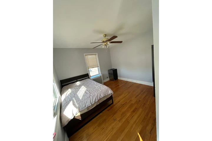 $850 : Rento bonito cuarto image 4