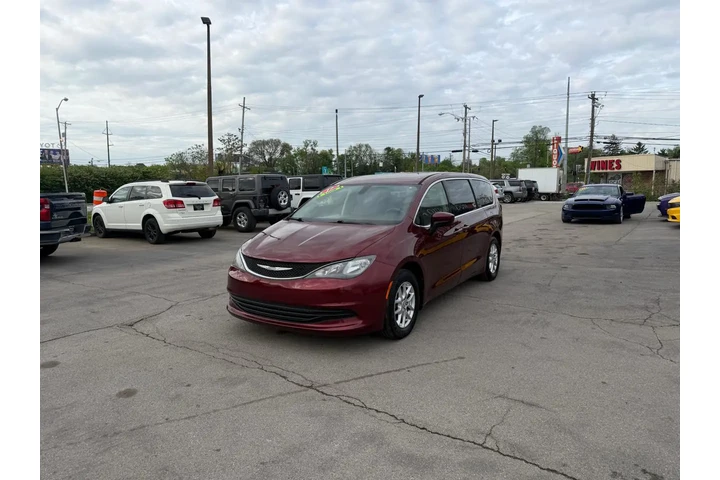$6980 : 2017 Pacifica Touring FWD image 6