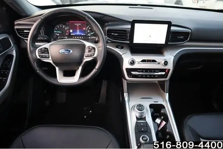 $28247 : Ford Explorer 2022 AWD XLT 4 image 8