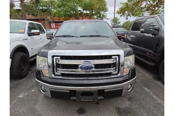 $20771 : Ford F-150 2013 4x2 XLT 4dr image 8