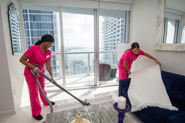 HomeClean Cleaning Services image 1