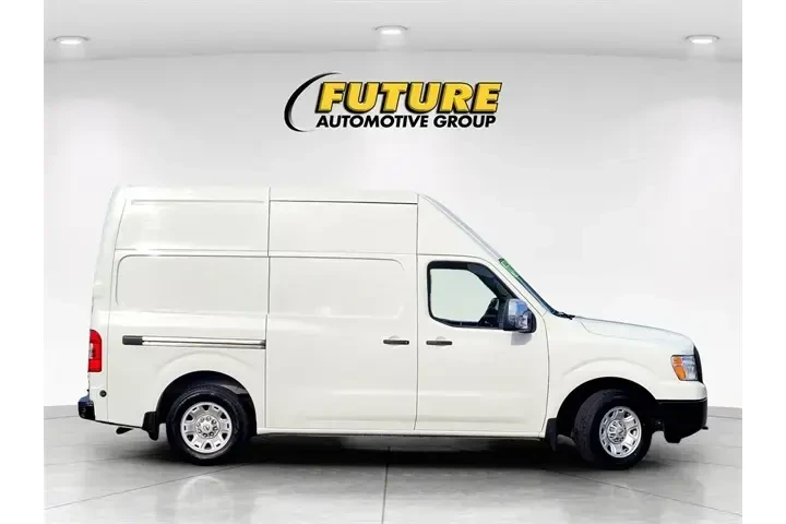 $19997 : Nissan NV 2017 3500 HD S 3dr image 3