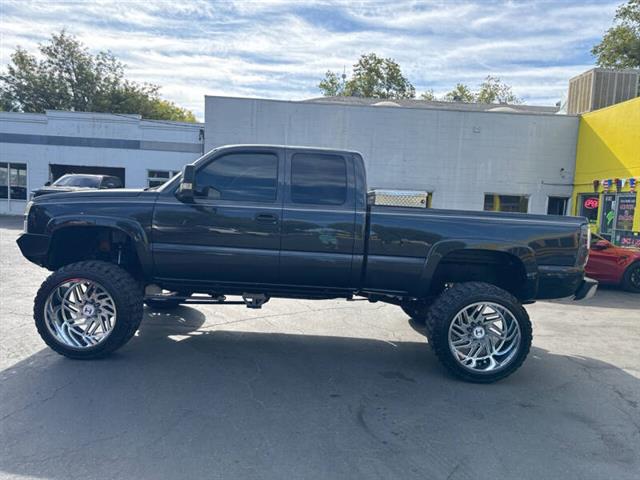 $28995 : 2003 Silverado 2500HD LT image 9