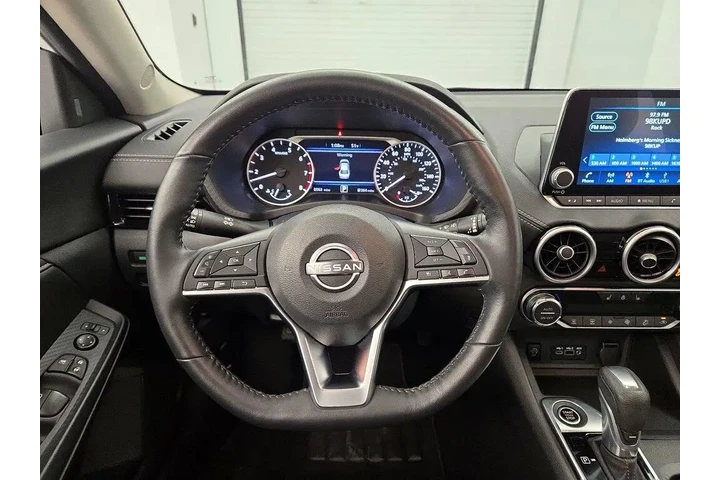 $20998 : Nissan Sentra 2025 SV 4dr Se image 10