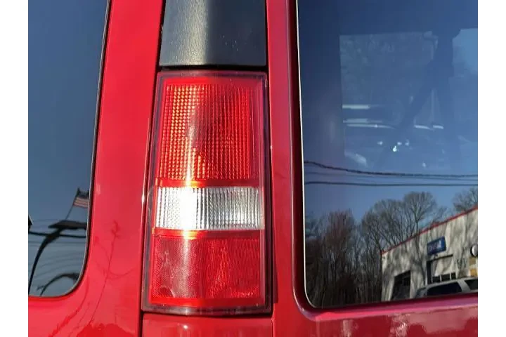 $22886 : Chevrolet Express 2019 LS 35 image 9