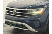 $21000 : Volkswagen Atlas Cross Sport thumbnail