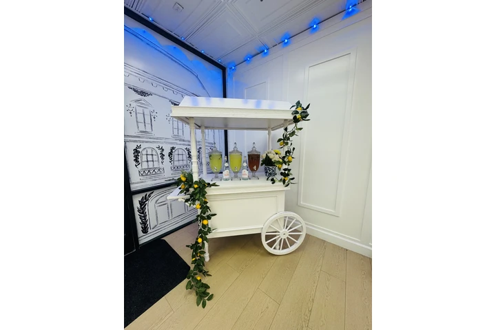 Hall LE BLANQ image 2