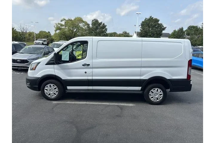 Ford Transit 2023 250 3dr SW image 7