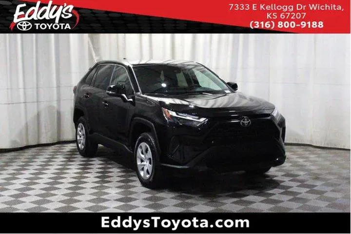 $32998 : Toyota RAV4 2024 LE 4dr SUV image 1