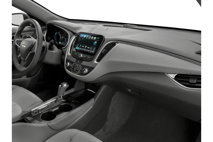 Chevrolet Malibu 2018 Hybrid image 10