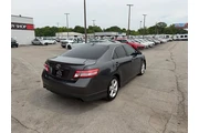 $7980 : 2010 Camry 4dr Sdn I4 Auto SE thumbnail