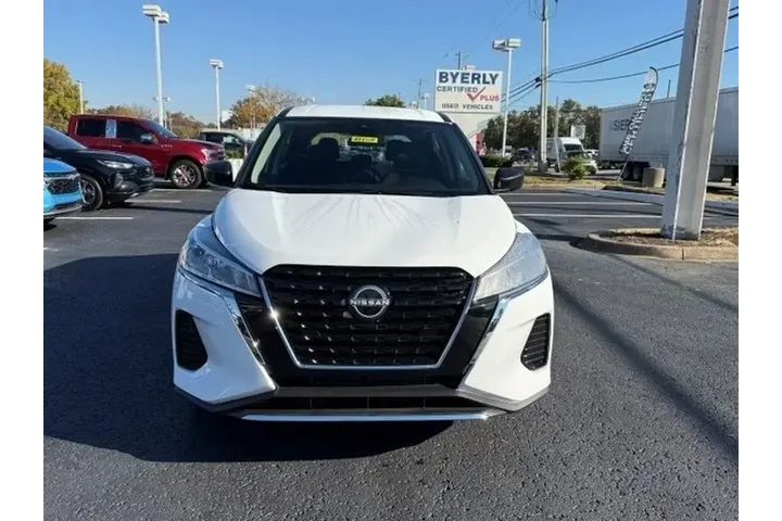 $19400 : Nissan Kicks 2024 S 4dr Cros image 3