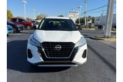 $19400 : Nissan Kicks 2024 S 4dr Cros thumbnail