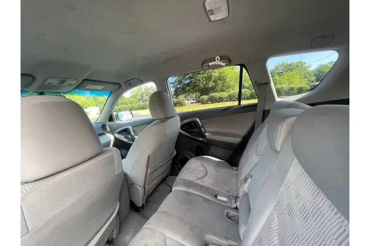 $11500 : 2011 RAV4 image 10