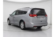 $25998 : Chrysler Pacifica Hybrid 202 thumbnail