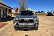 $26995 : 2018 Tacoma thumbnail