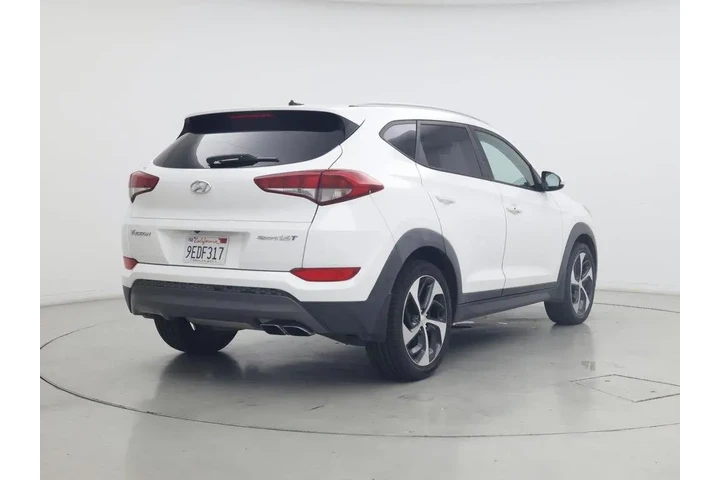 $12599 : Hyundai TUCSON 2016 Sport 4d image 8