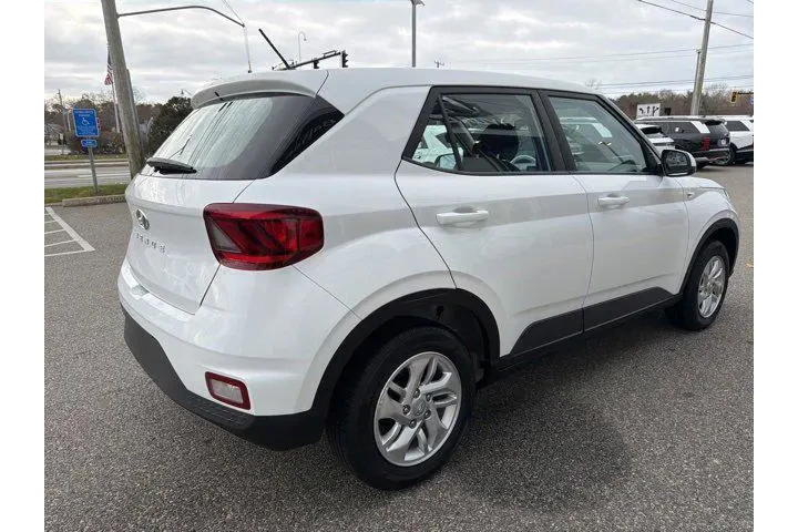 $19977 : Hyundai VENUE 2025 SE 4dr Cr image 6