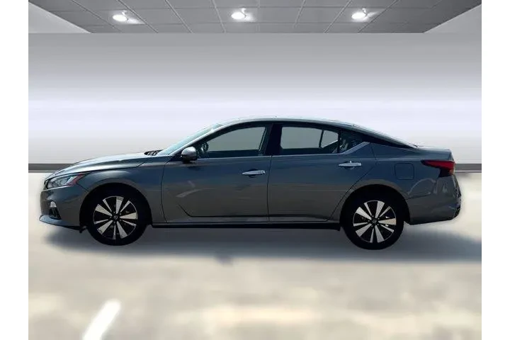 $18996 : Nissan Altima 2021 AWD 2.5 S image 2