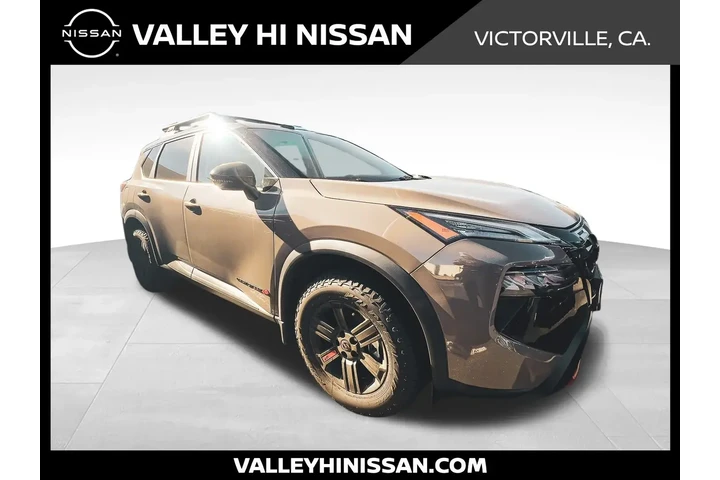 $39977 : Nissan Rogue 2026 AWD Rock C image 1