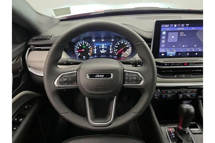 $23998 : Jeep Compass 2025 4x4 Limite image 10