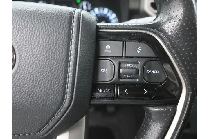 $39991 : Toyota Tundra 2023 4x4 SR5 4 image 6