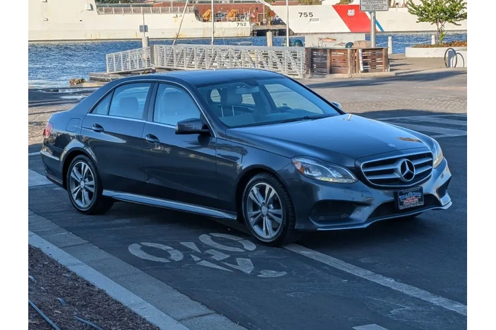$12988 : 2014 E 250 BlueTEC Sport Sedan image 4