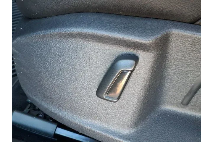 $17999 : Volkswagen Golf Alltrack 201 image 9