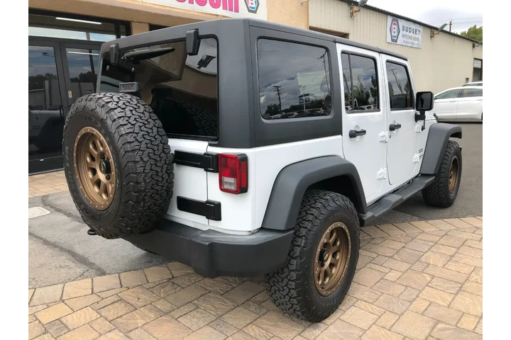 $22990 : 2017 Wrangler Unlimited Sport image 3