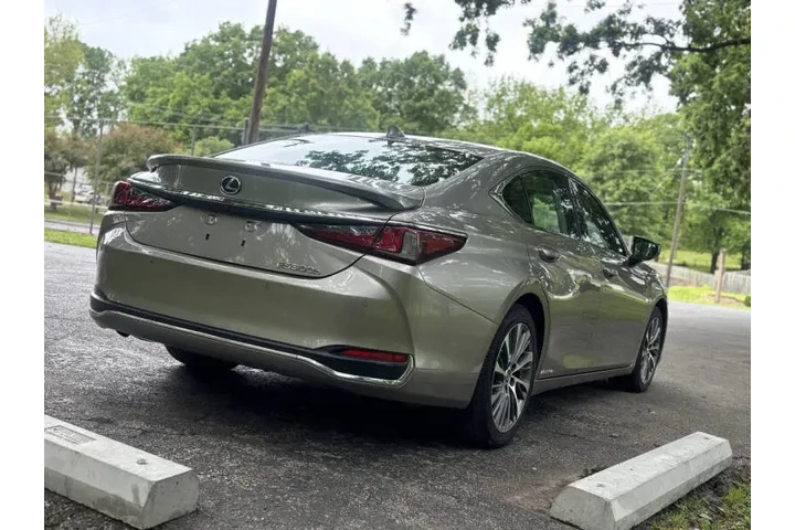 $26999 : 2021 ES 300h image 6