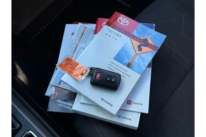 $27500 : Toyota Tacoma 2019 4x4 TRD P image 5