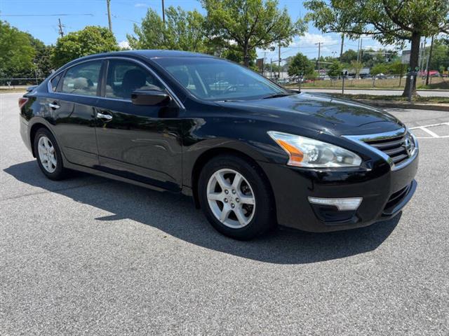 $7500 : 2015 Altima 2.5 S image 5