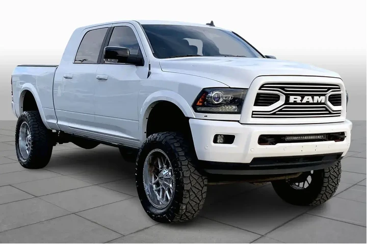 $37599 : Ram 2500 2018 4x4 Laramie 4d image 2