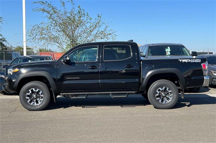 $36750 : Tacoma TRD Off-Road image 9