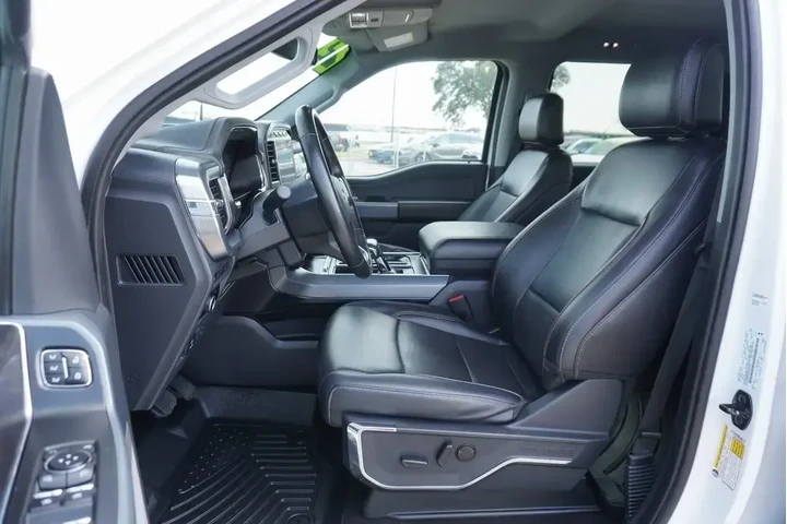 $39988 : Ford F-150 2023 4x2 Lariat 4 image 7