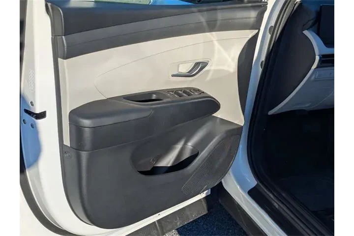 $25594 : Hyundai TUCSON 2025 SE 4dr S image 10