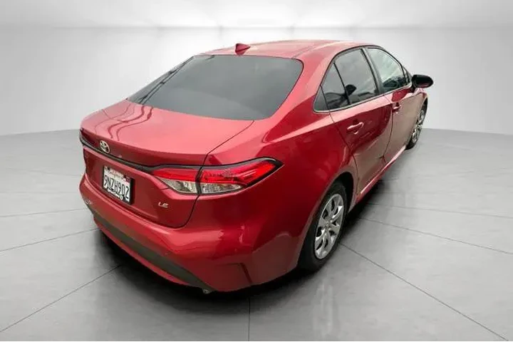 $15995 : Toyota Corolla 2020 LE 4dr S image 2